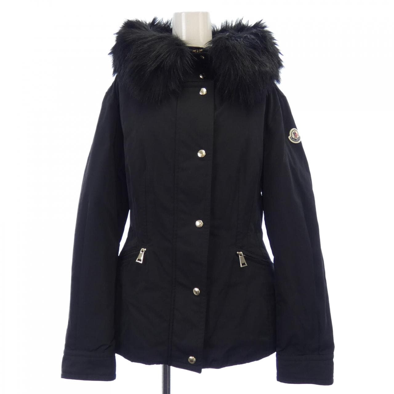 モンクレール MONCLER ダウンジャケット