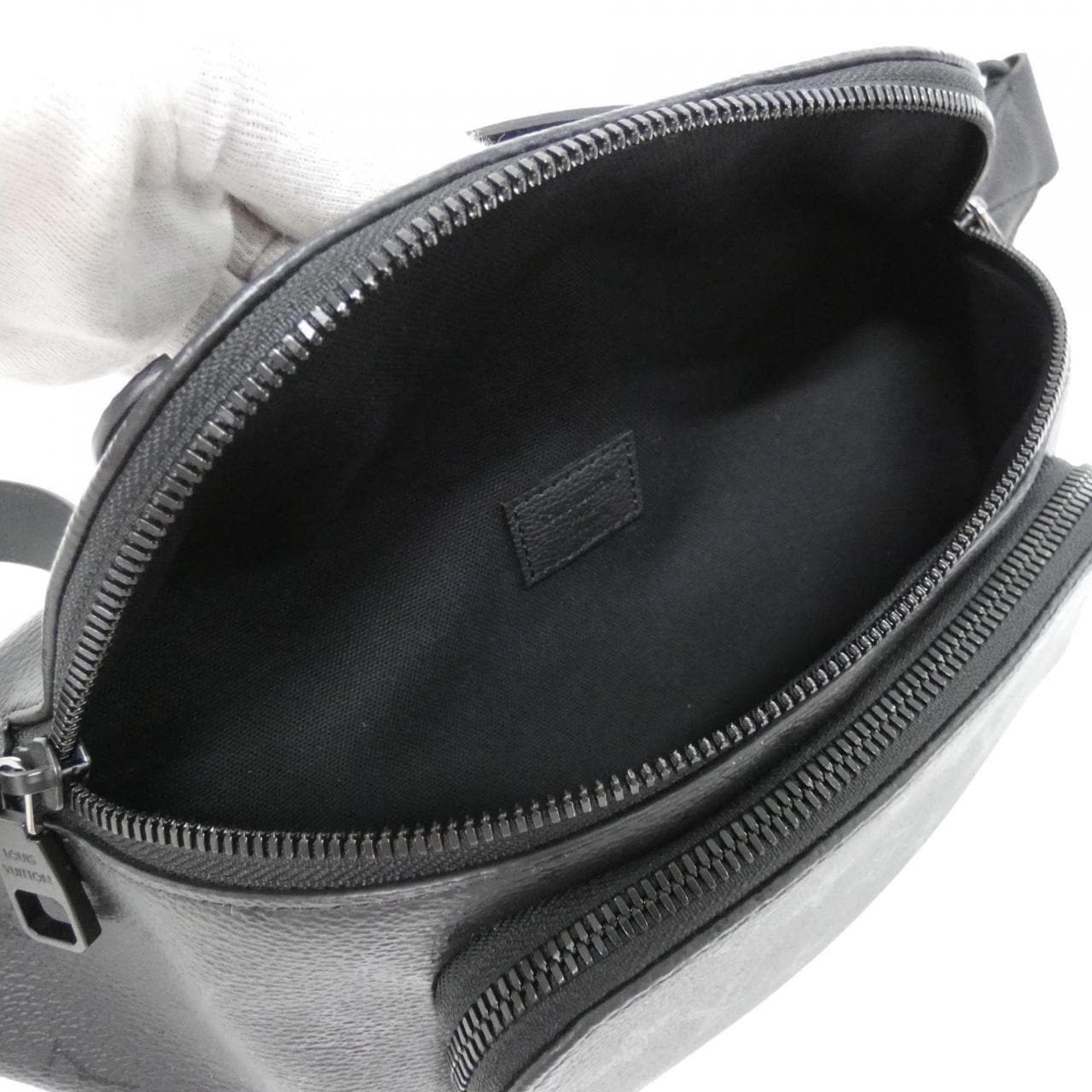 ルイヴィトン モノグラム　ミッドナイト ラッシュ バムバッグ M26763 ショルダーバッグ