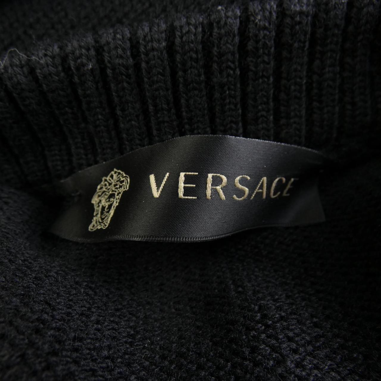 ヴェルサーチェ VERSACE A83868 ニット
