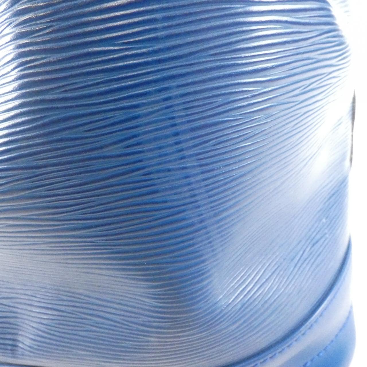 ルイヴィトン エピ ノエ M44005 ショルダーバッグ