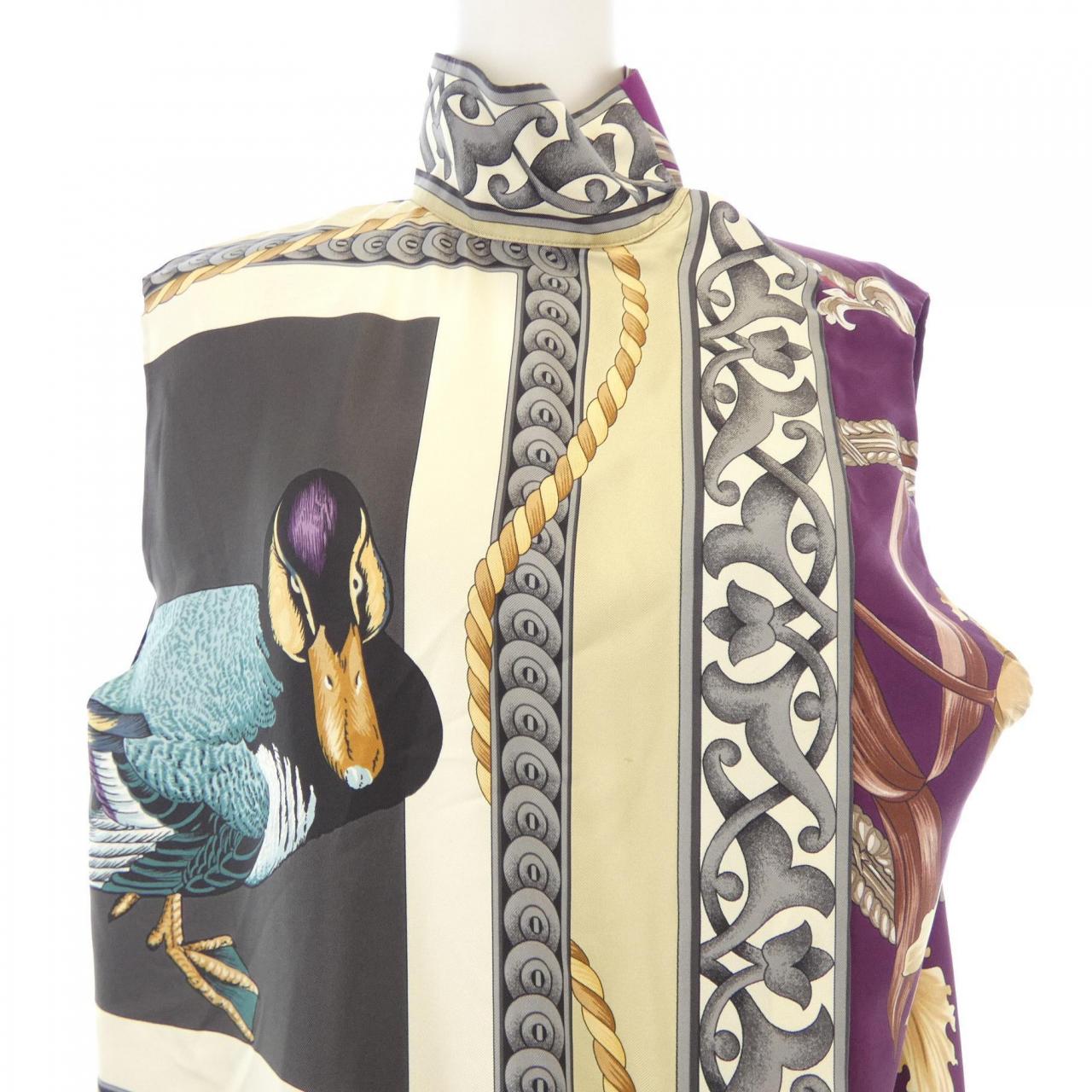 サルヴァトーレフェラガモ SALVATORE FERRAGAMO ワンピース