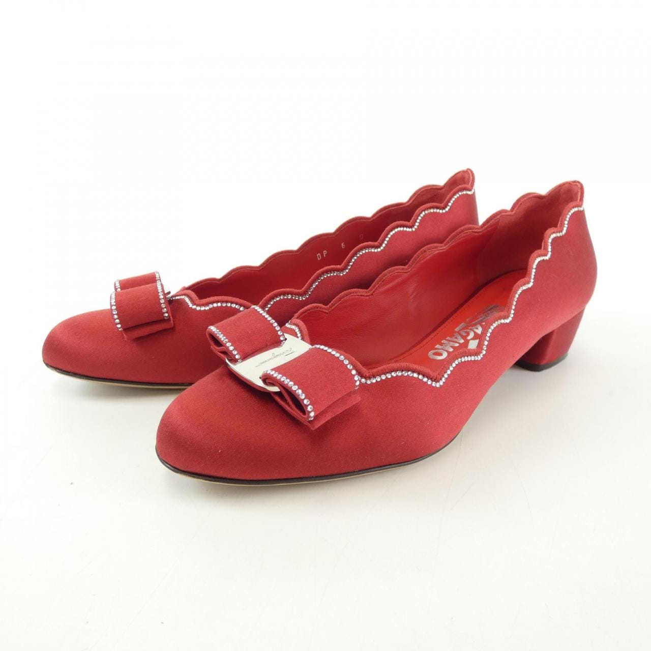 サルヴァトーレフェラガモ SALVATORE FERRAGAMO パンプス