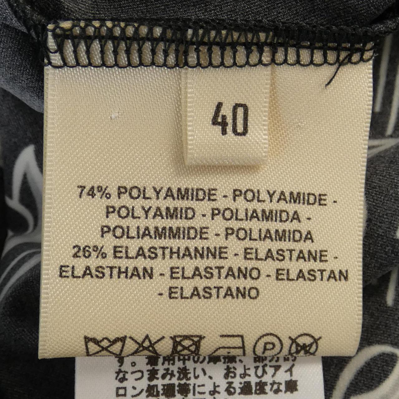 エルメス HERMES Tシャツ