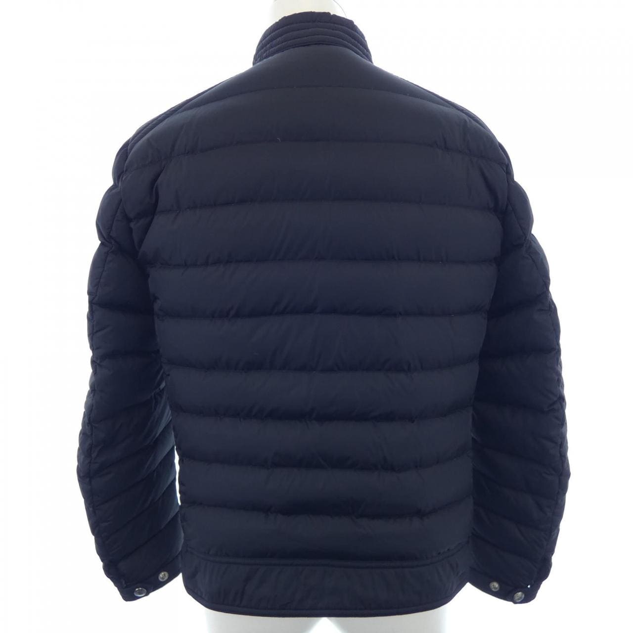 モンクレール MONCLER ダウンジャケット