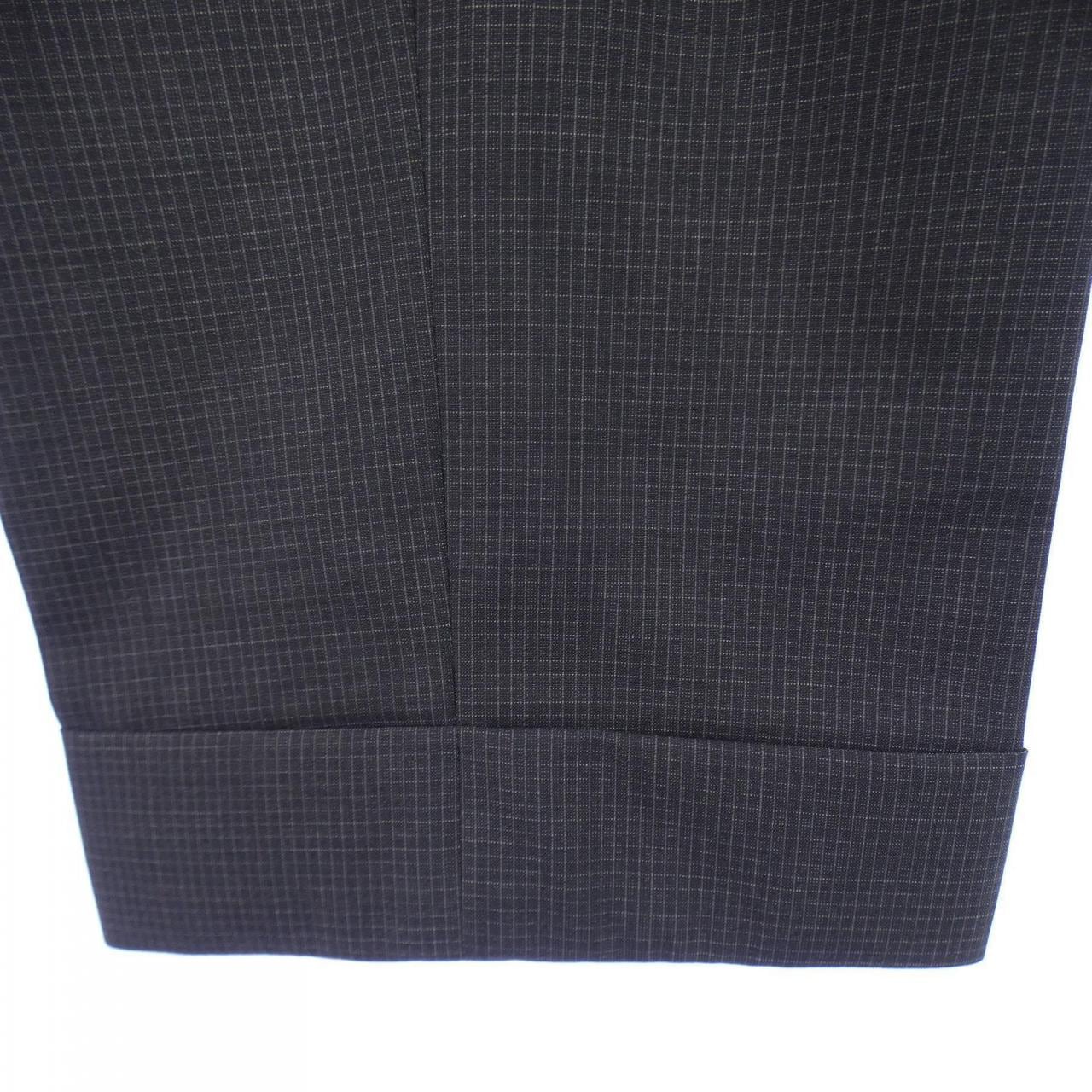 コルネリアーニ Corneliani スーツ
