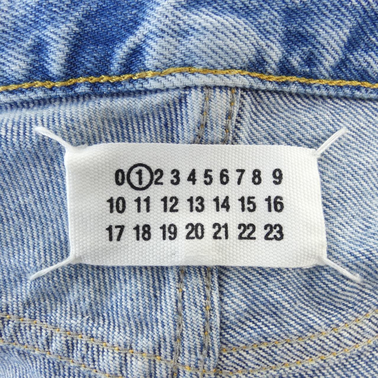 メゾンマルジェラ Maison Margiela ジーンズ