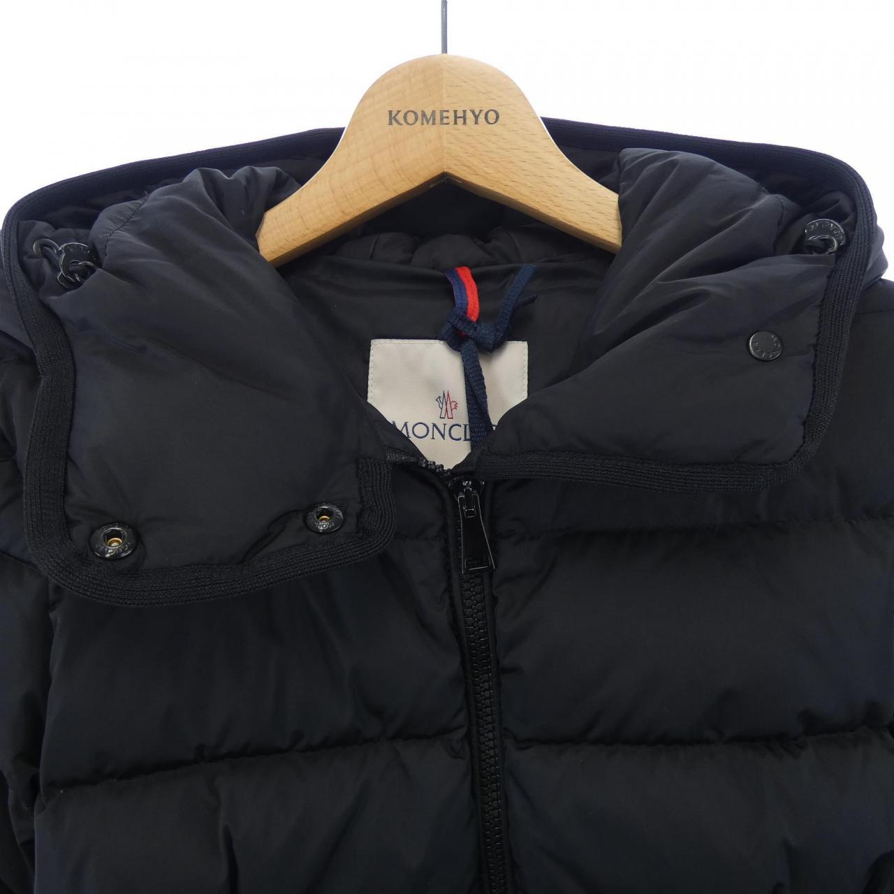 モンクレール MONCLER BETULA ダウンジャケット
