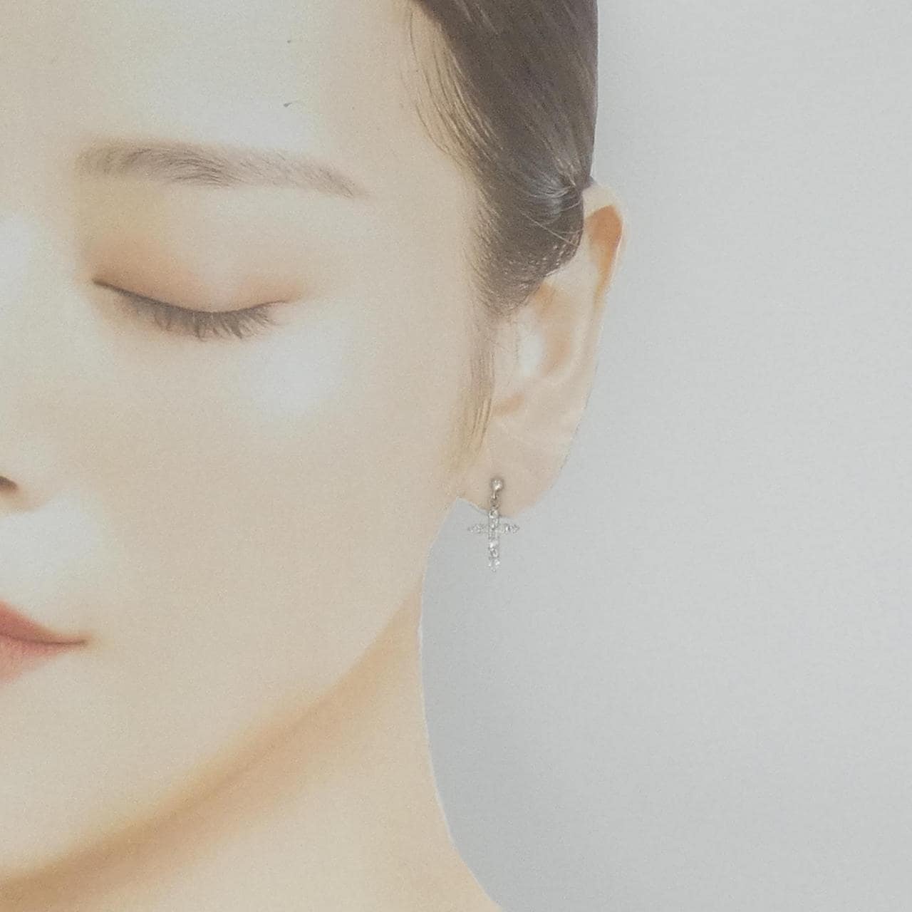 PT900 クロス ダイヤモンド ピアス 0.50CT