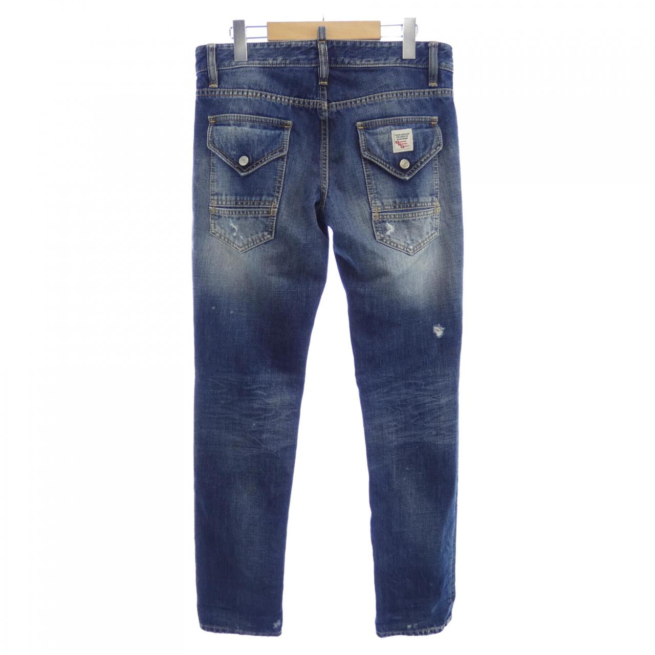 ディースクエアード DSQUARED2 ジーンズ