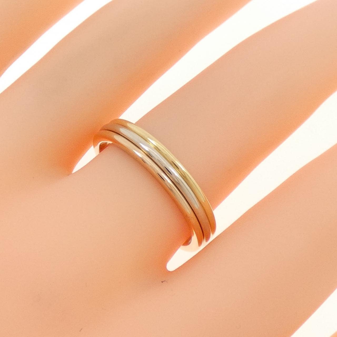 カルティエ スリーゴールドウェディング リング