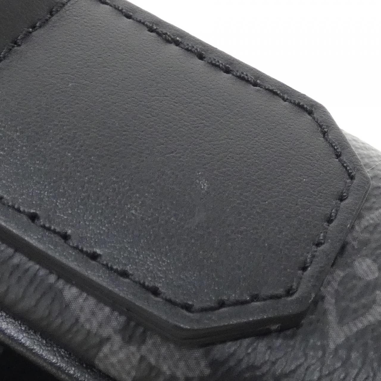 ルイヴィトン モノグラム エクリプス ディストリクト PM M46255 ショルダーバッグ