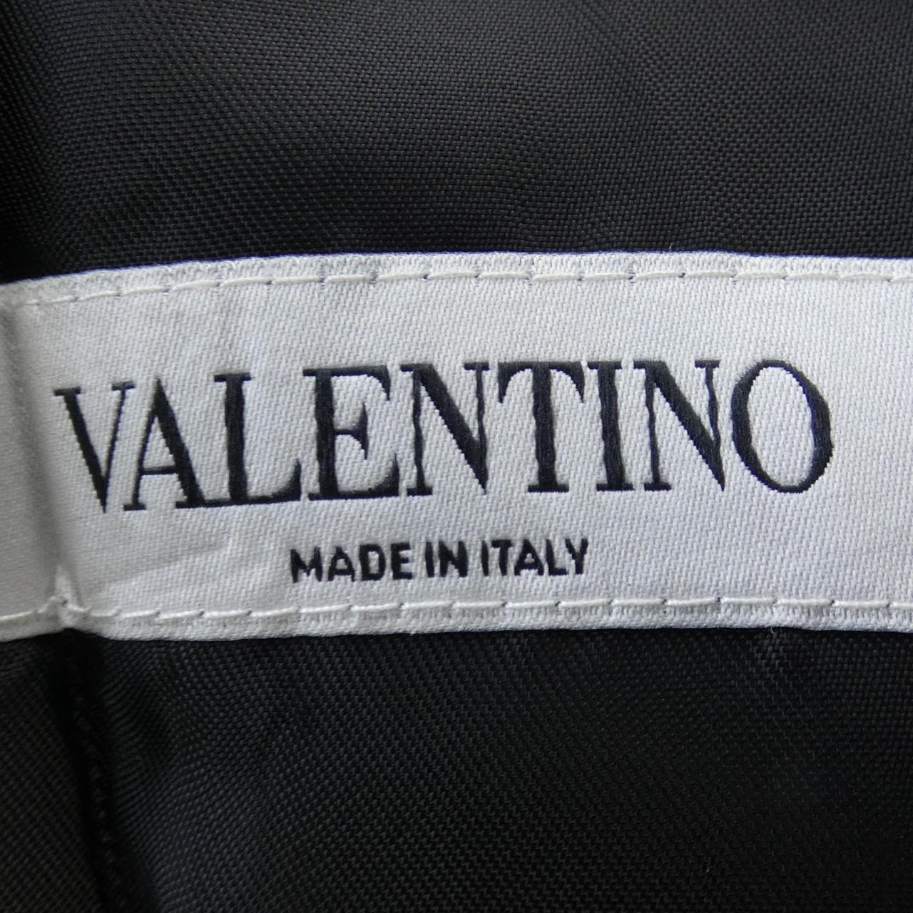 ヴァレンティノ VALENTINO ショートパンツ