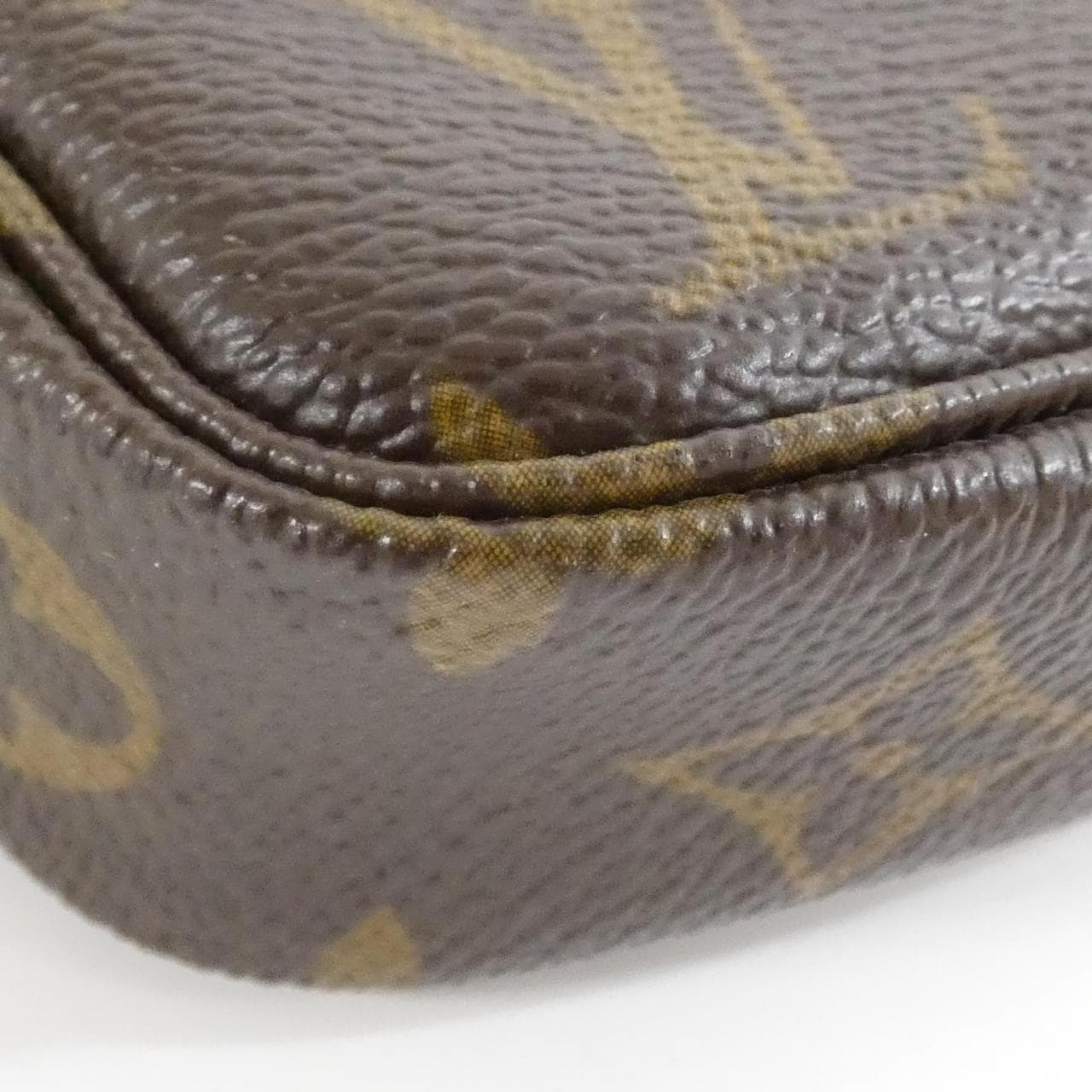 LOUIS VUITTON Monogram熊貓手拿包配件 M51981 配件袋