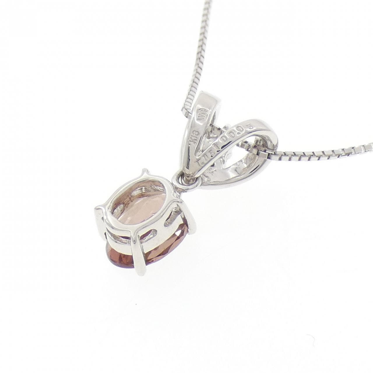 K18WG ガーネット ネックレス 1.051CT