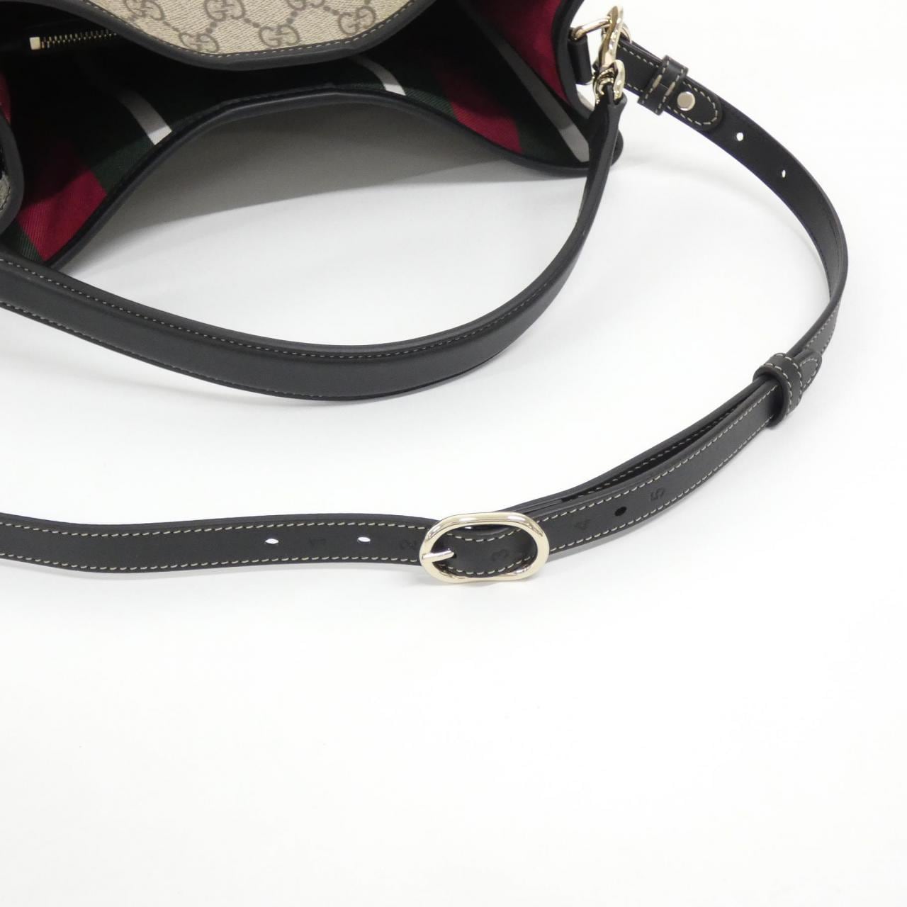 【新品】グッチ GG EMBLEM 815103 FAD6L ショルダーバッグ
