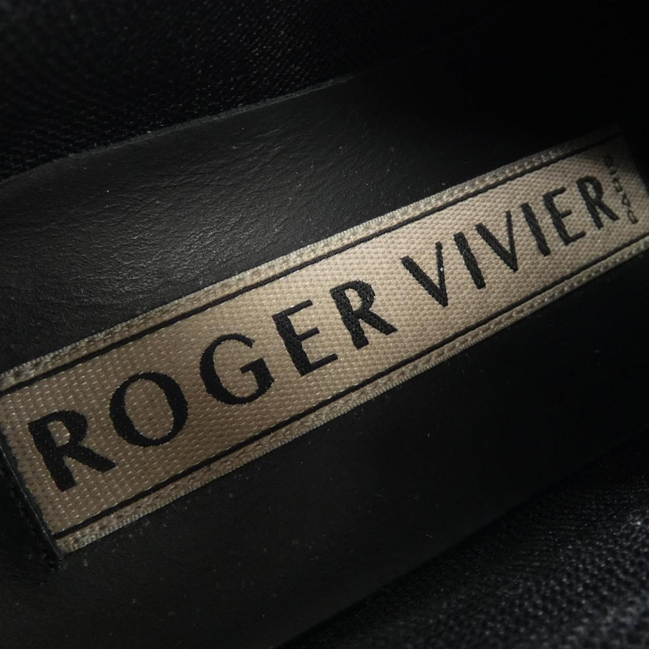 ロジェヴィヴィエ ROGER VIVIER RVW63731340QPSB001 スニーカー