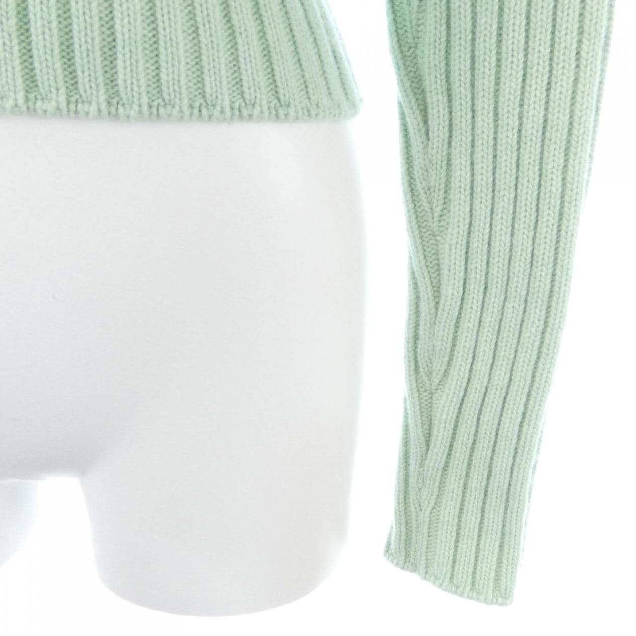 プラダ PRADA P24B2L S232 13XB ニット