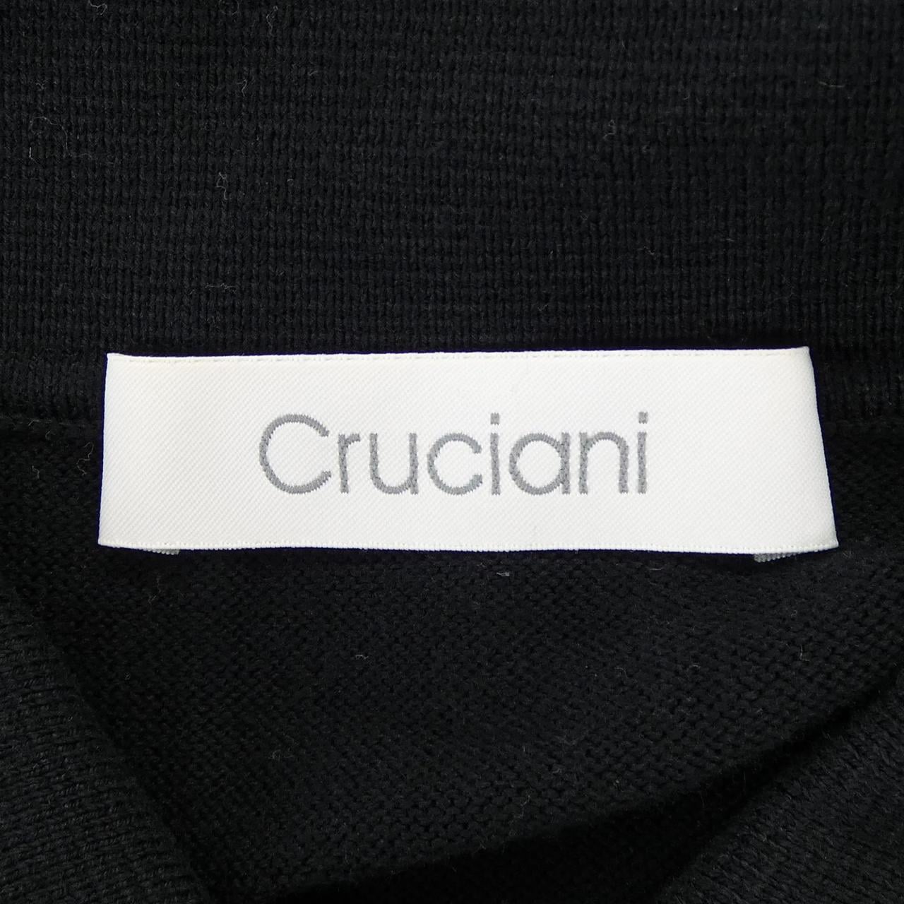 クルチアーニ Cruciani トップス