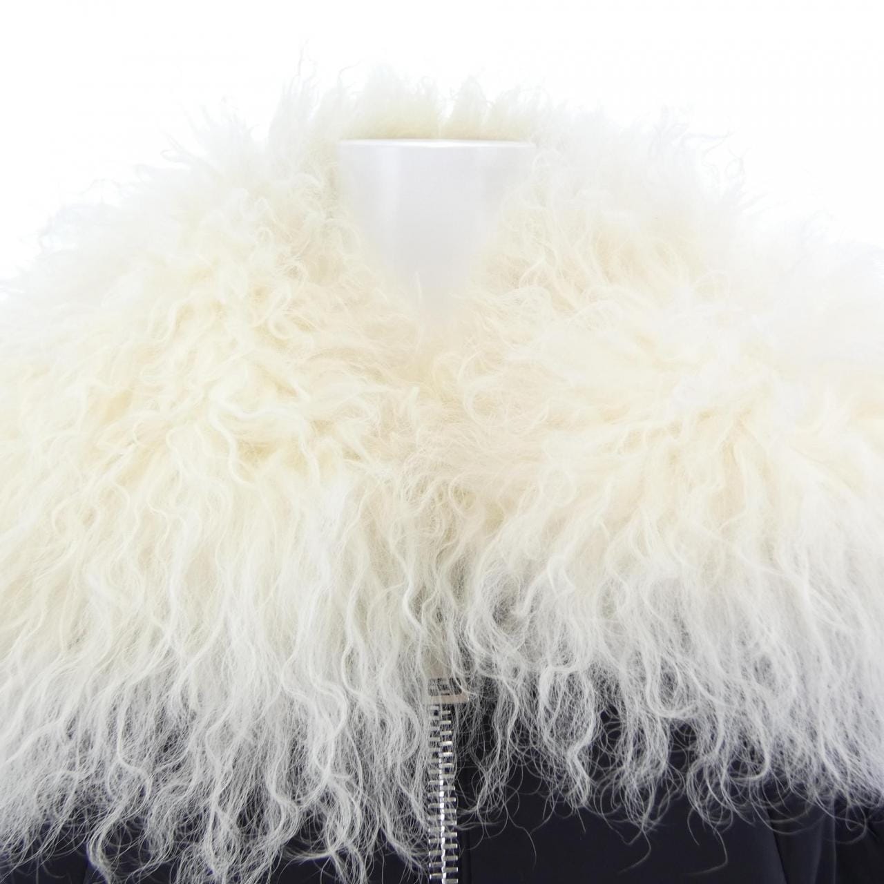 モンクレール MONCLER KIKILIA ダウンジャケット