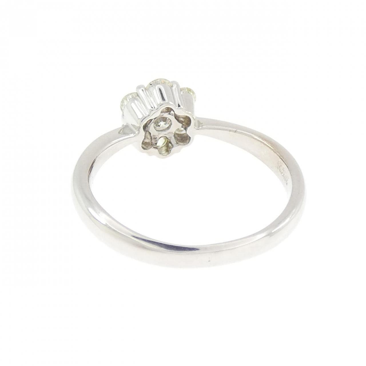 K18WG フラワー ダイヤモンド リング 0.50CT