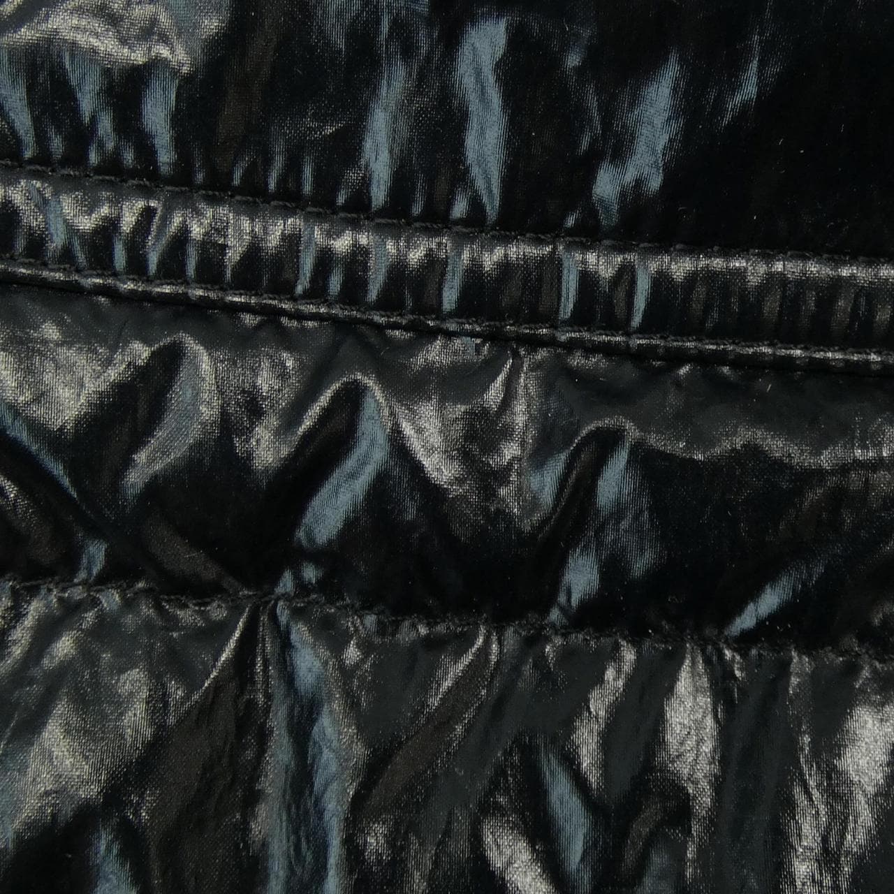 モンクレール MONCLER ダウンジャケット