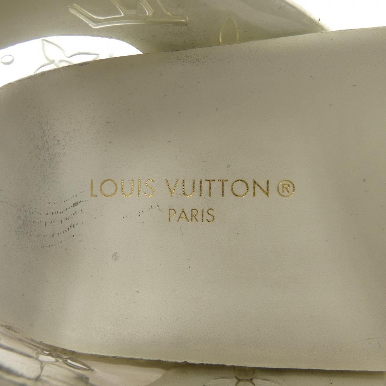 ルイヴィトン LOUIS VUITTON スニーカー