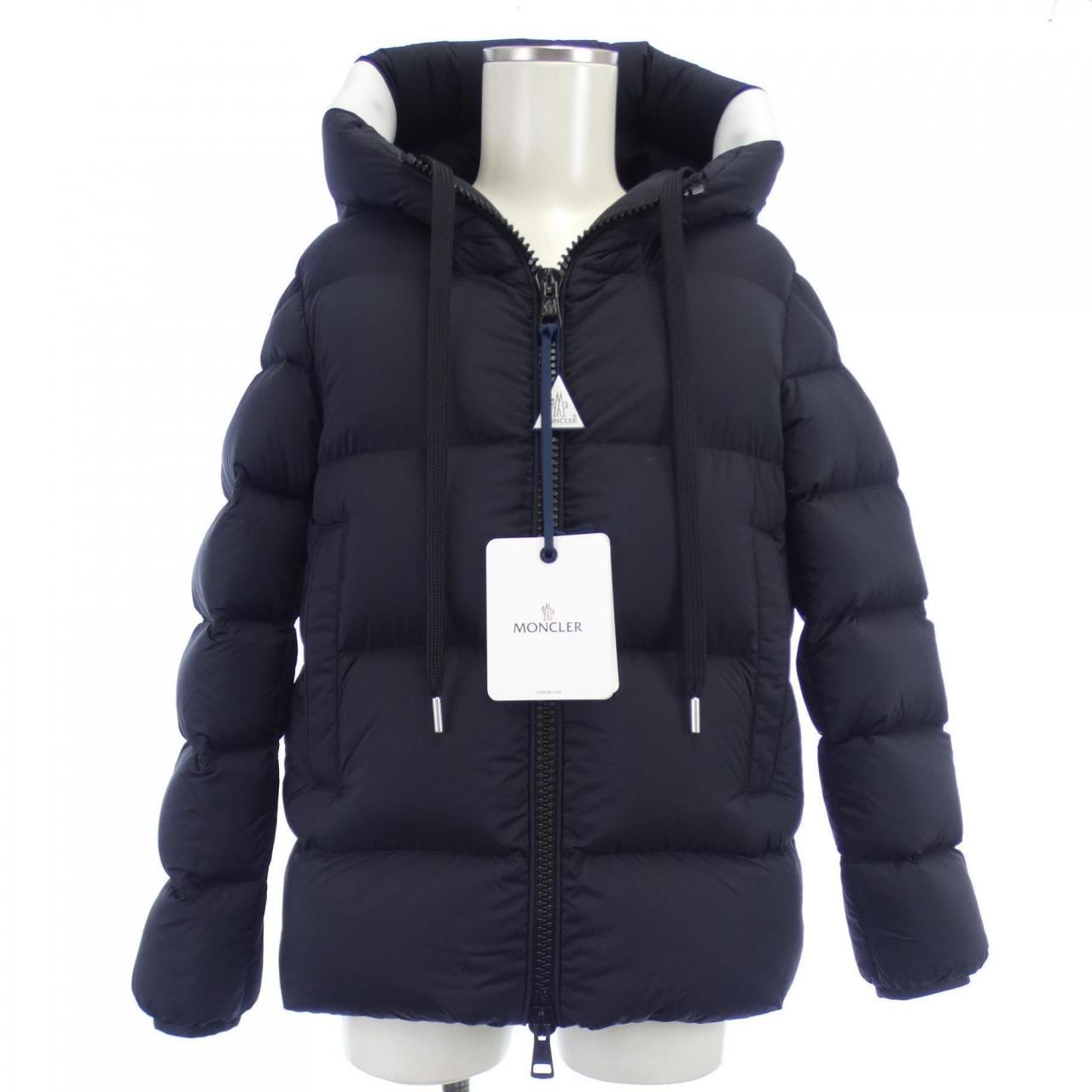 モンクレール MONCLER ダウンジャケット