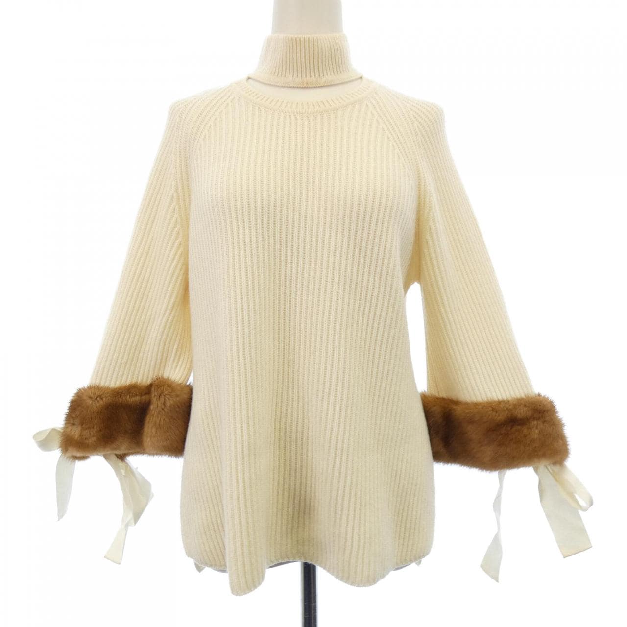 FENDI FZY545 A1DE 针织衫