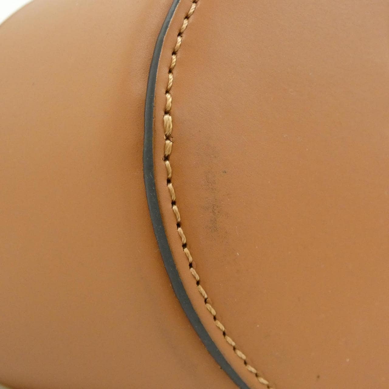 ロエベ BALLOON SMALL A710C31X66 ショルダーバッグ