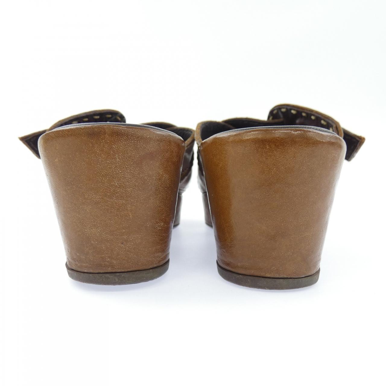 エンリーベグリン HENRY BEGUELIN サンダル