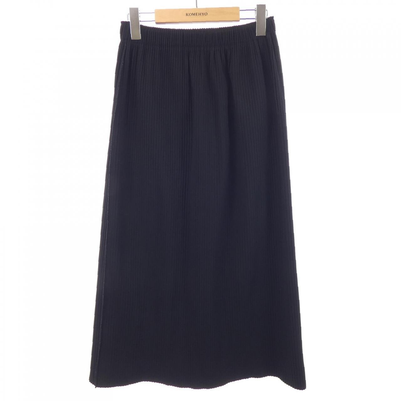 ミーイッセイミヤケ me ISSEY MIYAKE MI32KG923 スカート