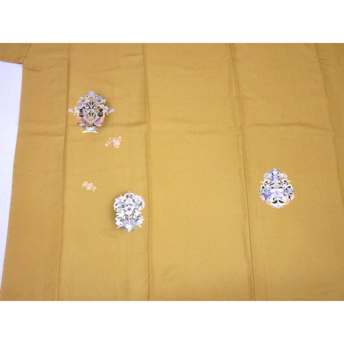 【未使用品】訪問着　金彩友禅　螺鈿入り　丸に剣片喰