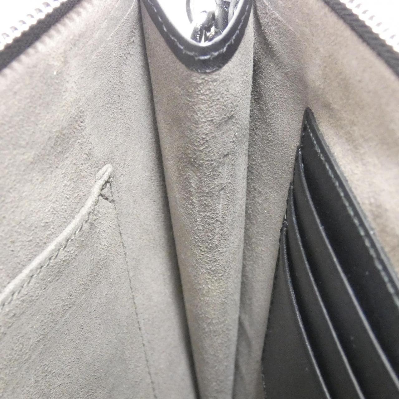 グッチ 495017 KGDHN バッグ