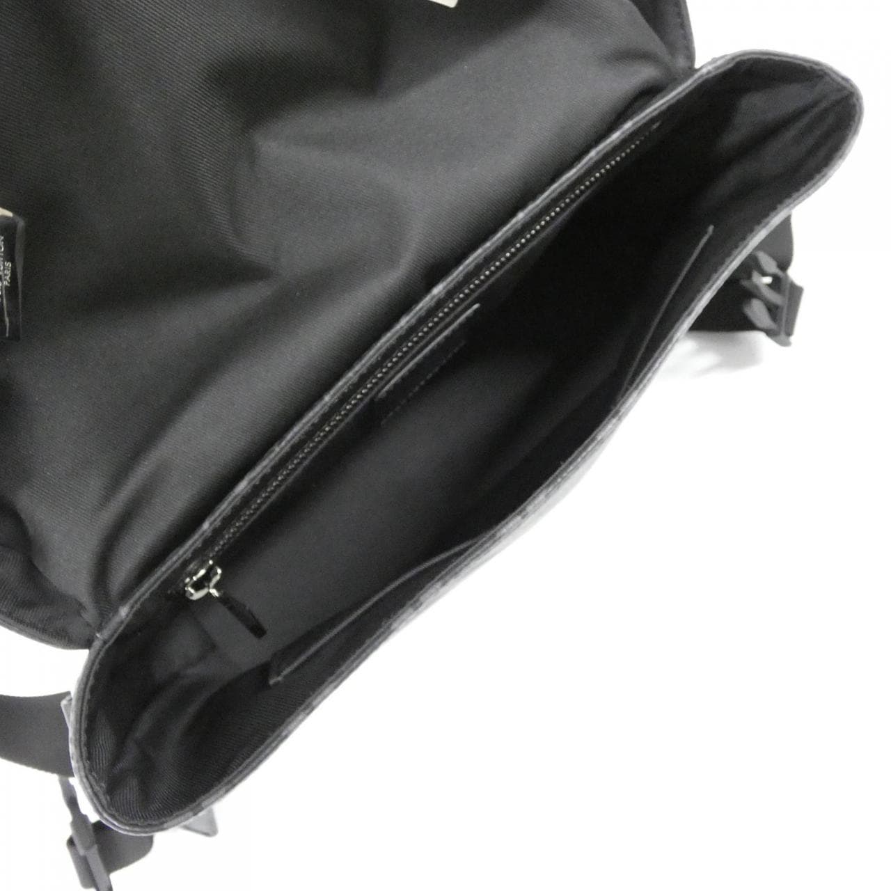 ルイヴィトン モノグラム エクリプス メッセンジャー ヴォワヤージュ PM M40511 ショルダーバッグ