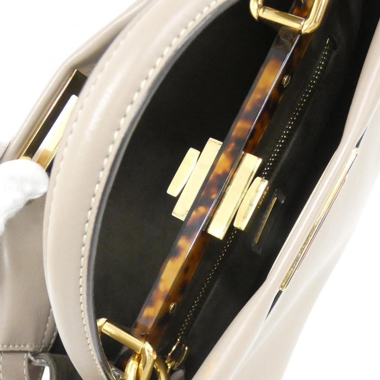 フェンディ ピーカブー 8BN290 3ZL バッグ