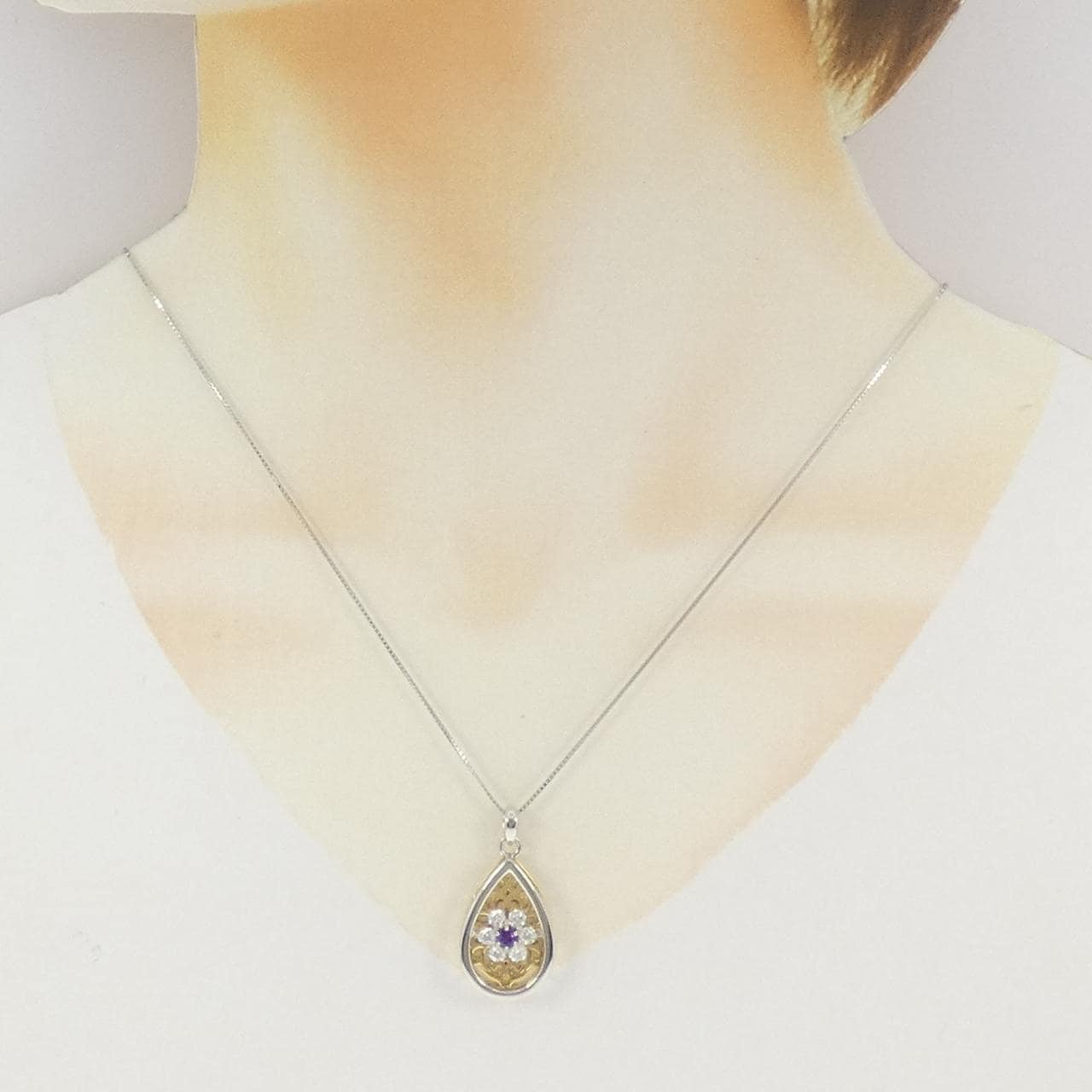 PT900/K18YG/PT850 フラワー アメジスト ネックレス 0.16CT