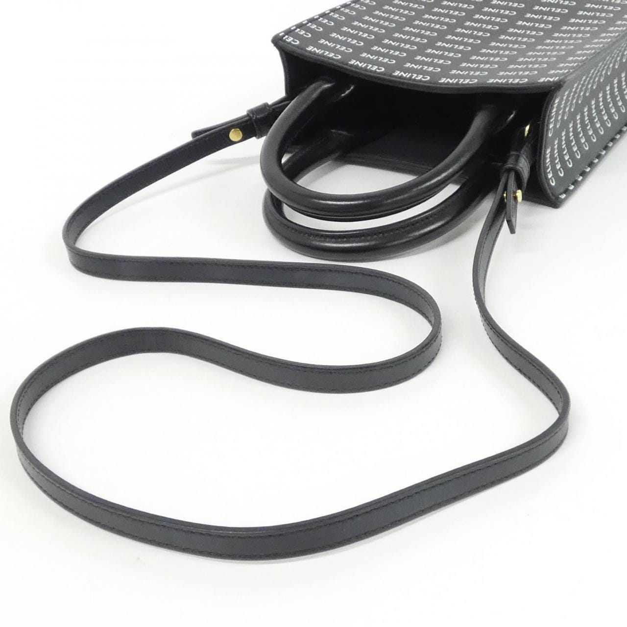 セリーヌ ミニ バーティカル カバ 194372DT2 バッグ