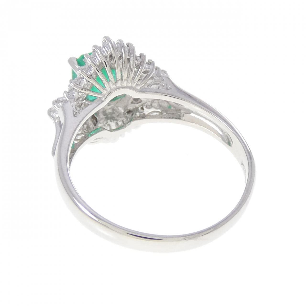 PT900 エメラルド リング 0.851CT