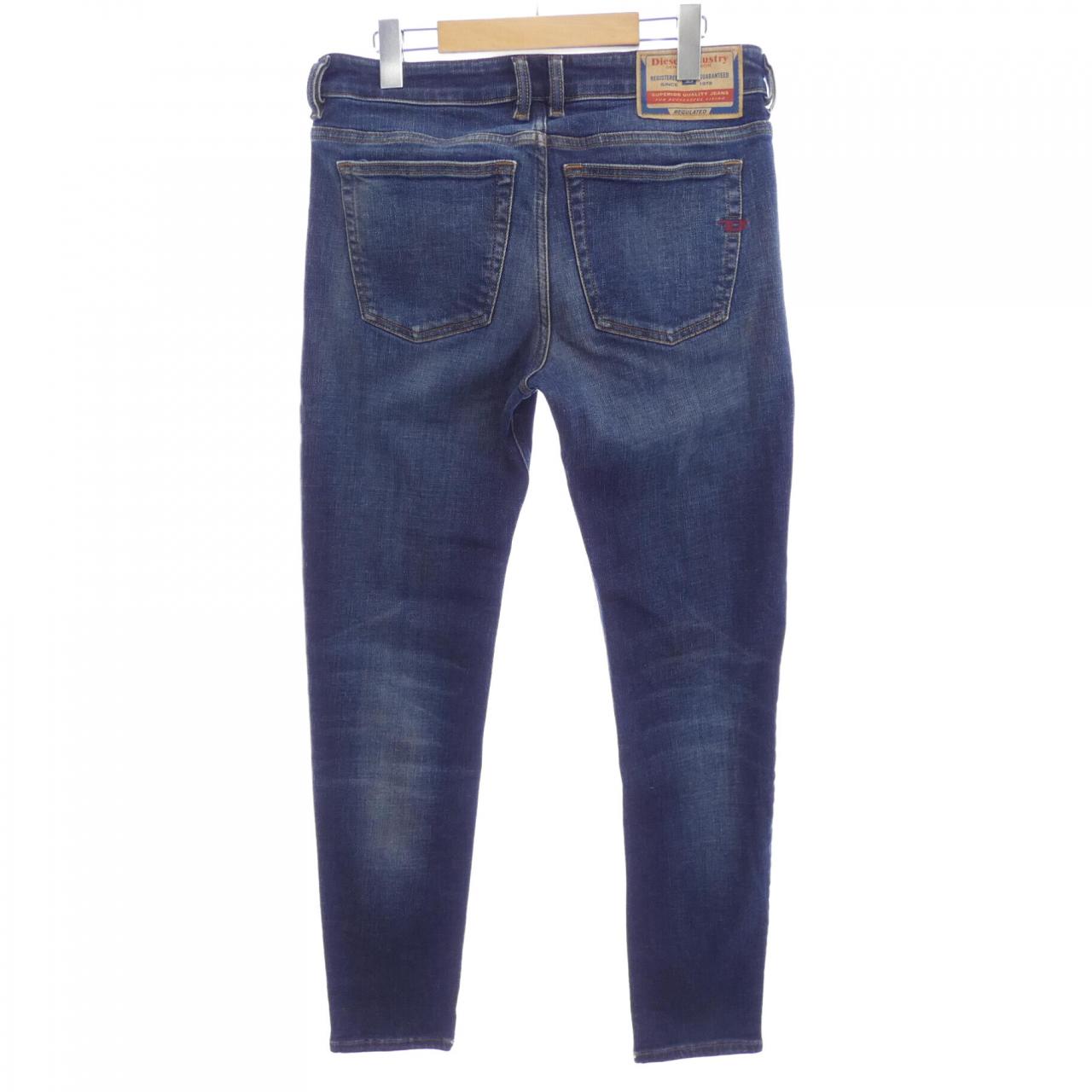ディーゼル DIESEL 1979 SLEENKER ジーンズ