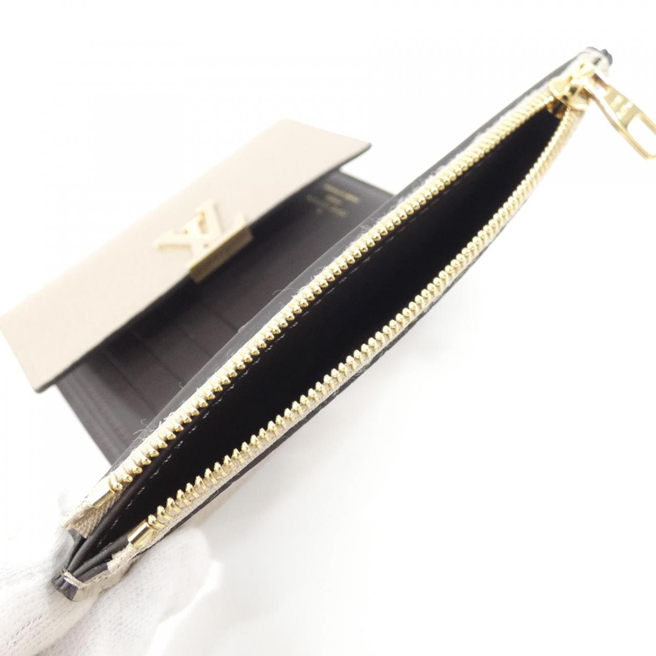 ルイヴィトン ポルトフォイユ カプシーヌ コンパクト M62159 財布