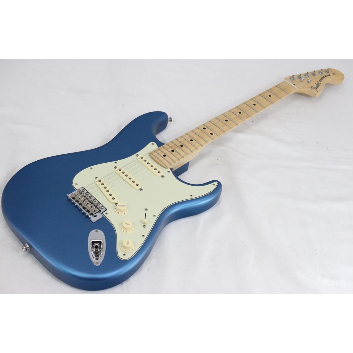 FENDER AMERICAN PERFORMER STRATO