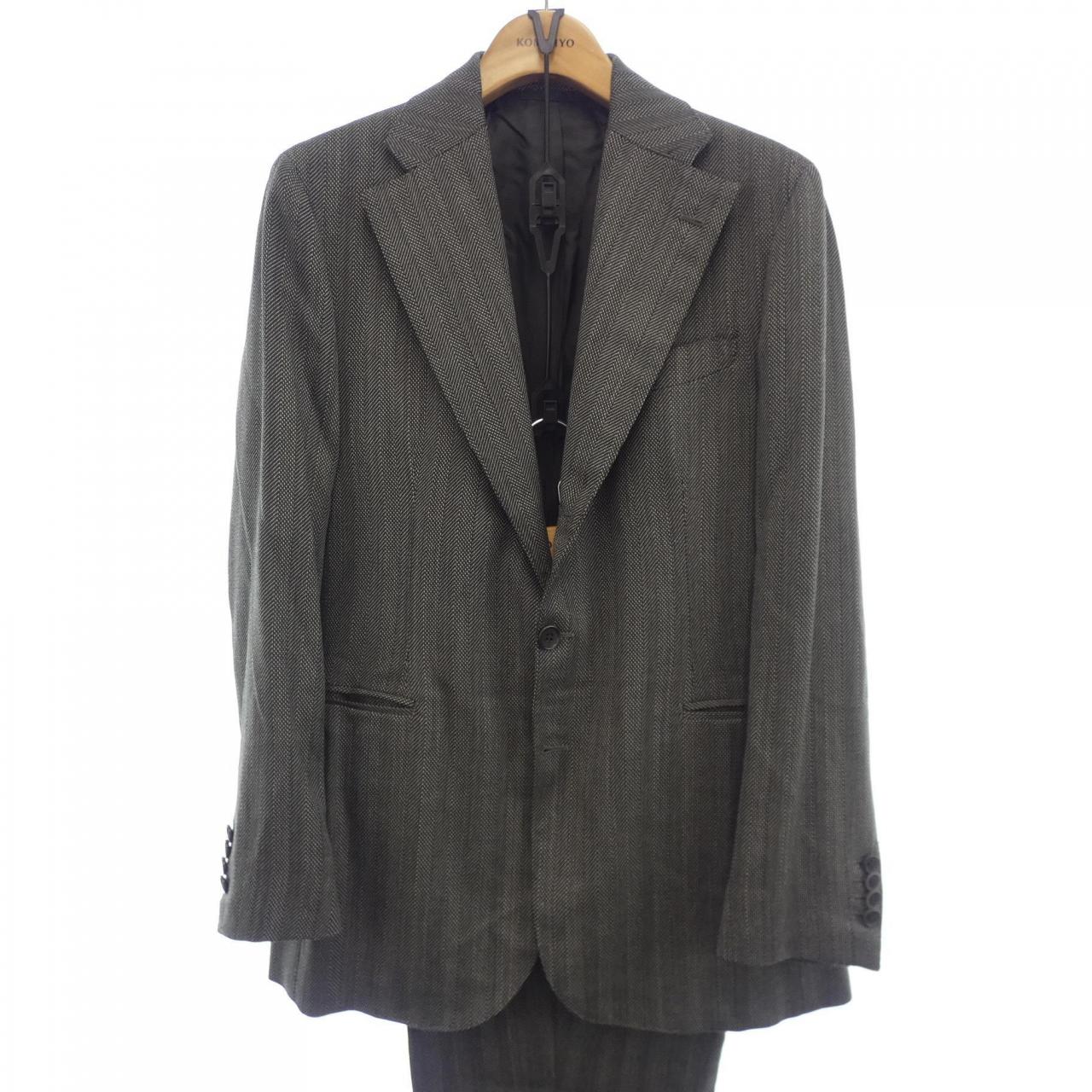 LUCA GRASSIA スーツ