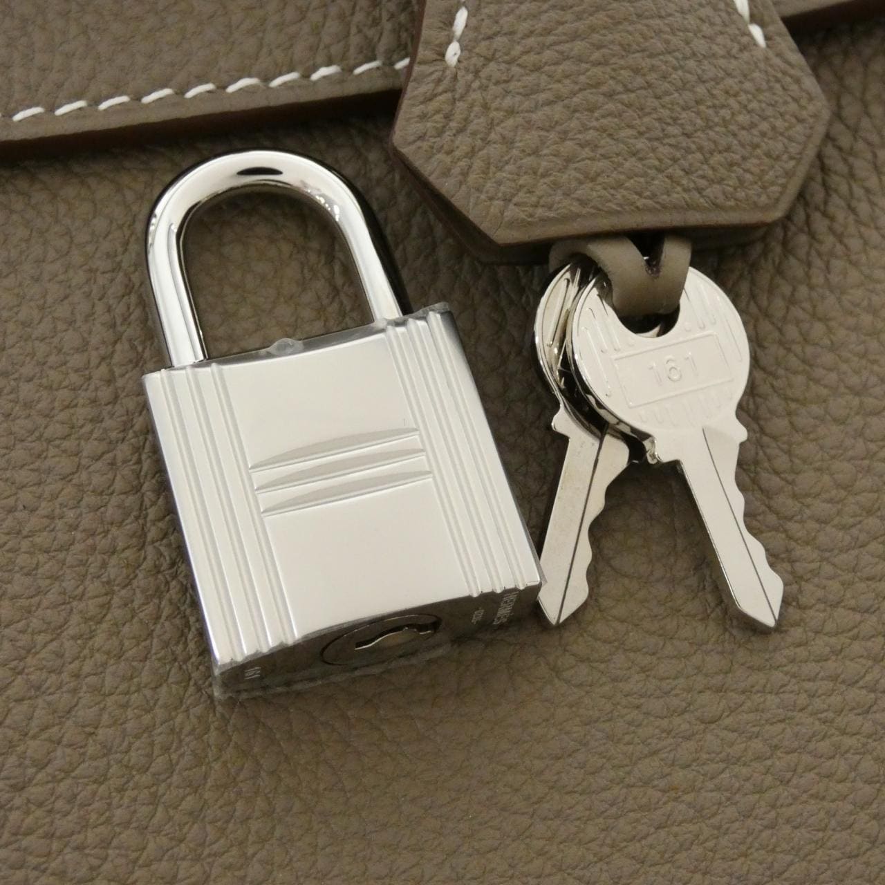【未使用品】エルメス アッカド PM 083589CK ショルダーバッグ