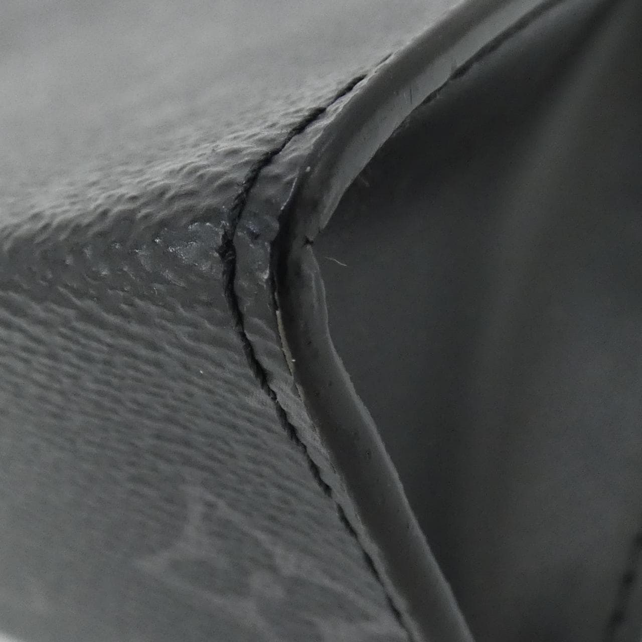 ルイヴィトン モノグラム エクリプス ポシェット ヴォワヤージュ MM M61692 バッグ