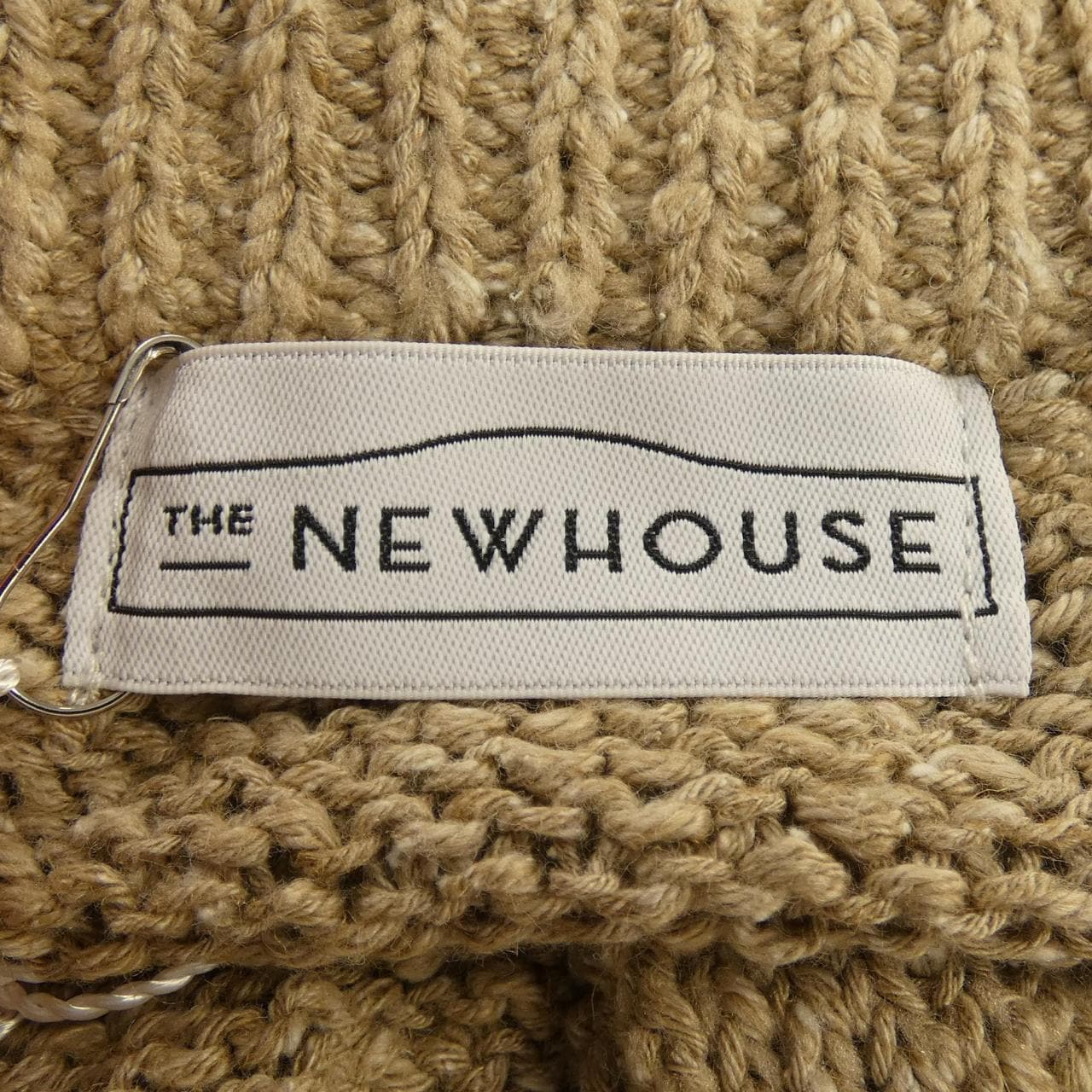 ザニューハウス THE NEWHOUSE トップス