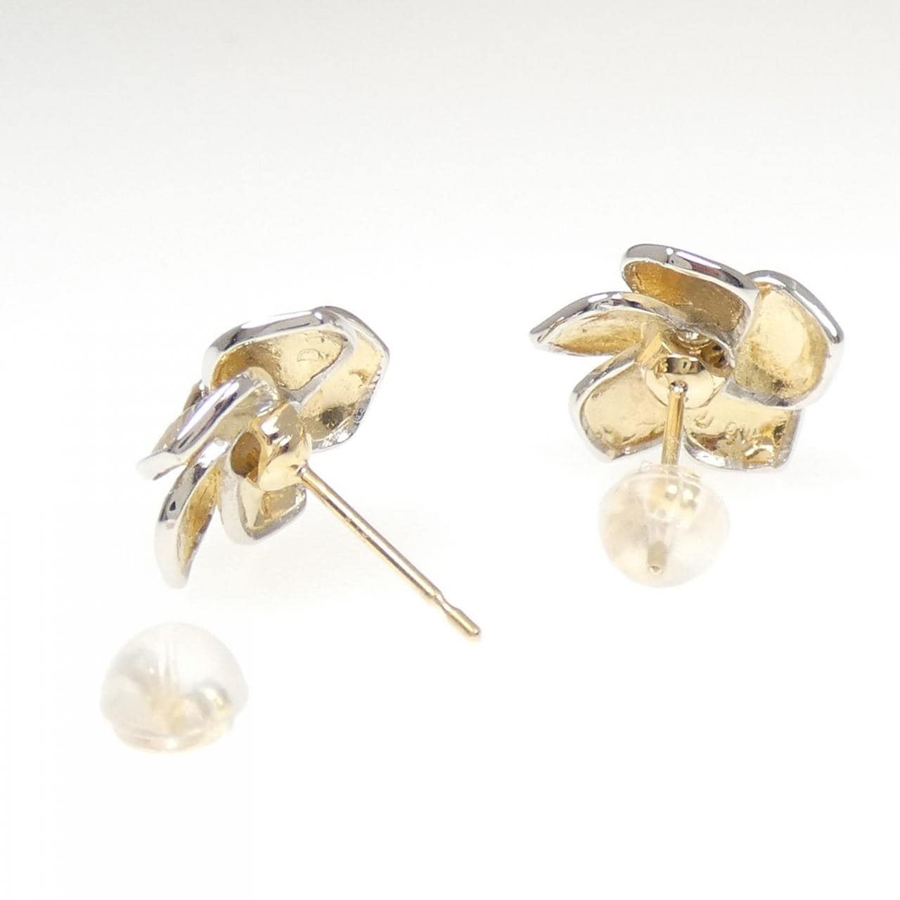 K18YG/K18WG フラワー ダイヤモンド ピアス