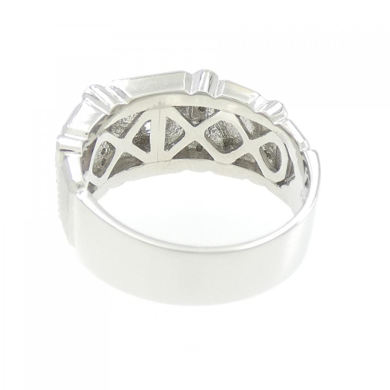 【新品】PT ダイヤモンド リング 0.30CT