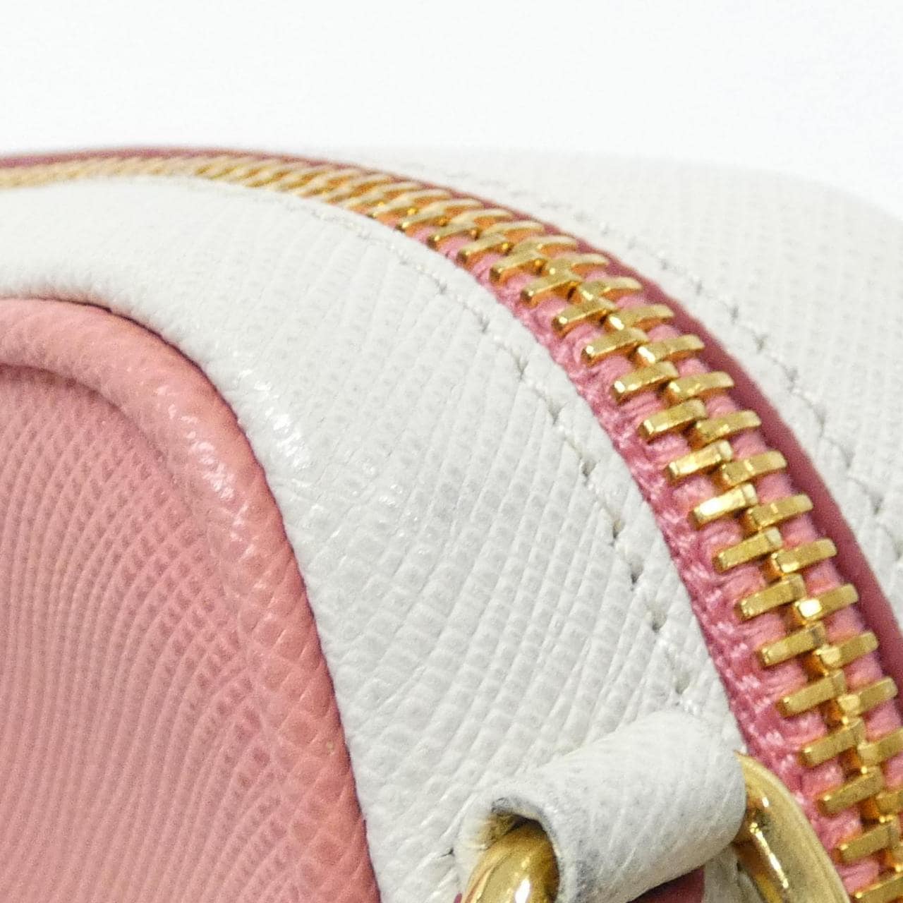 プラダ 1N1674 ショルダーバッグ