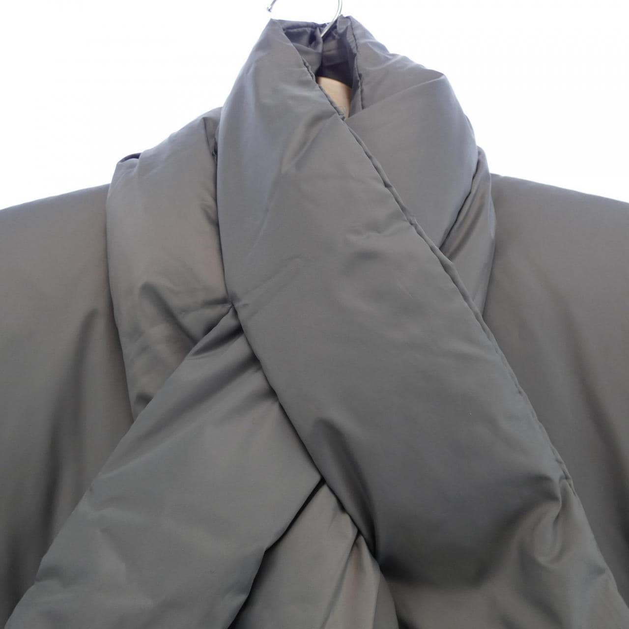 DE NEUVE ダウンコート