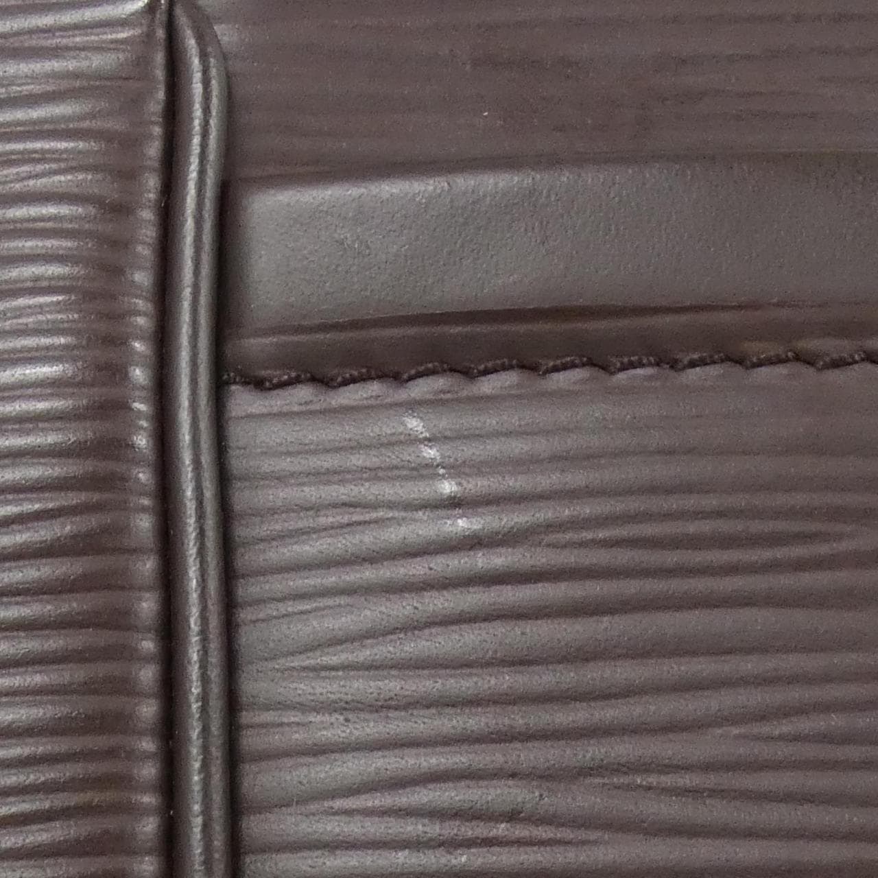 LOUIS VUITTON Epi Sarvanga M5898D Shoulder Bag